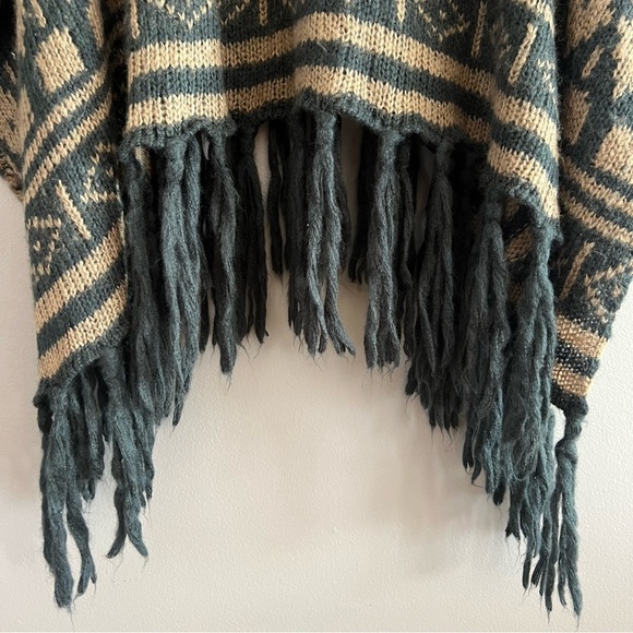 Wooden Ships Cowl Neck Poncho Sweater Womens Mohair Wool Blend Fringe Black X/S - Picture 5 of 11
